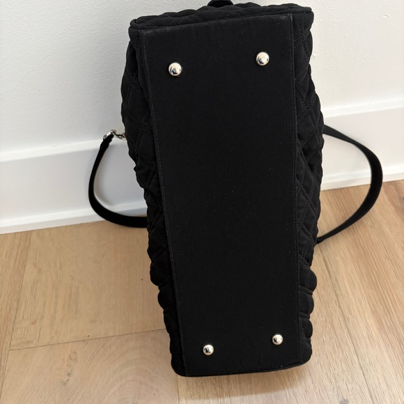 Vera Bradley Black Quilted Shoulder Bag Silver Chain Straps Zip Top - Picture 4 of 7